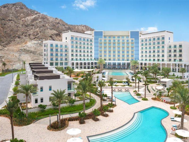 Address Beach Resort Fujairah Al Aqah Extérieur photo The Ritz-Carlton, Ras Al Khaimah