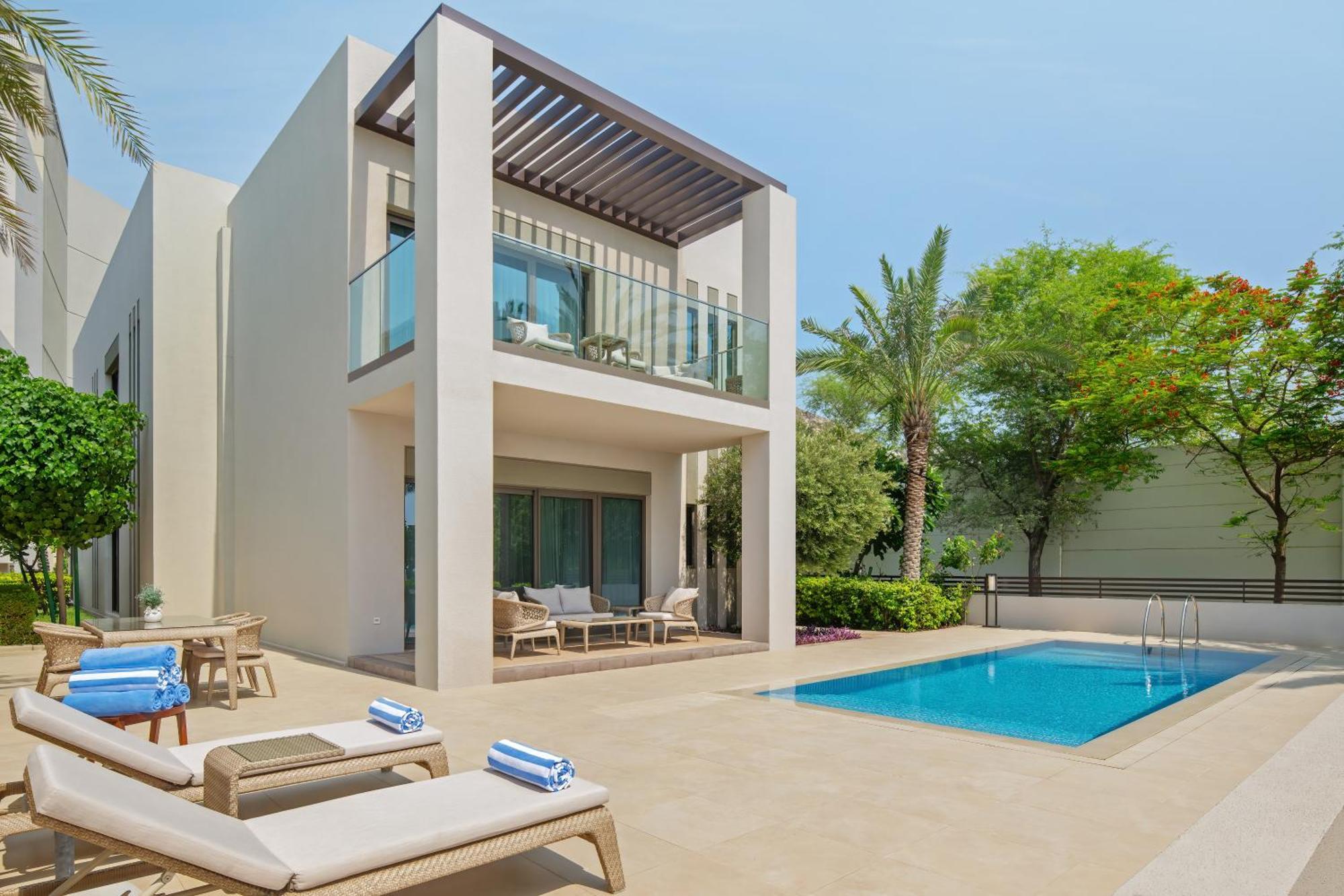 Address Beach Resort Fujairah Al Aqah Chambre photo A private pool villa at Jumeirah at Saadiyat Island Resort